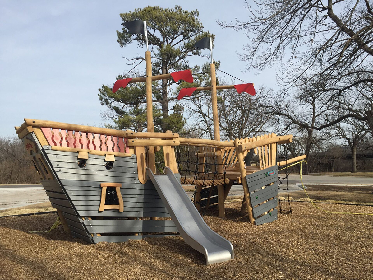 outdoor playground pirate ship (4) 户外游乐场海盗船 (4)