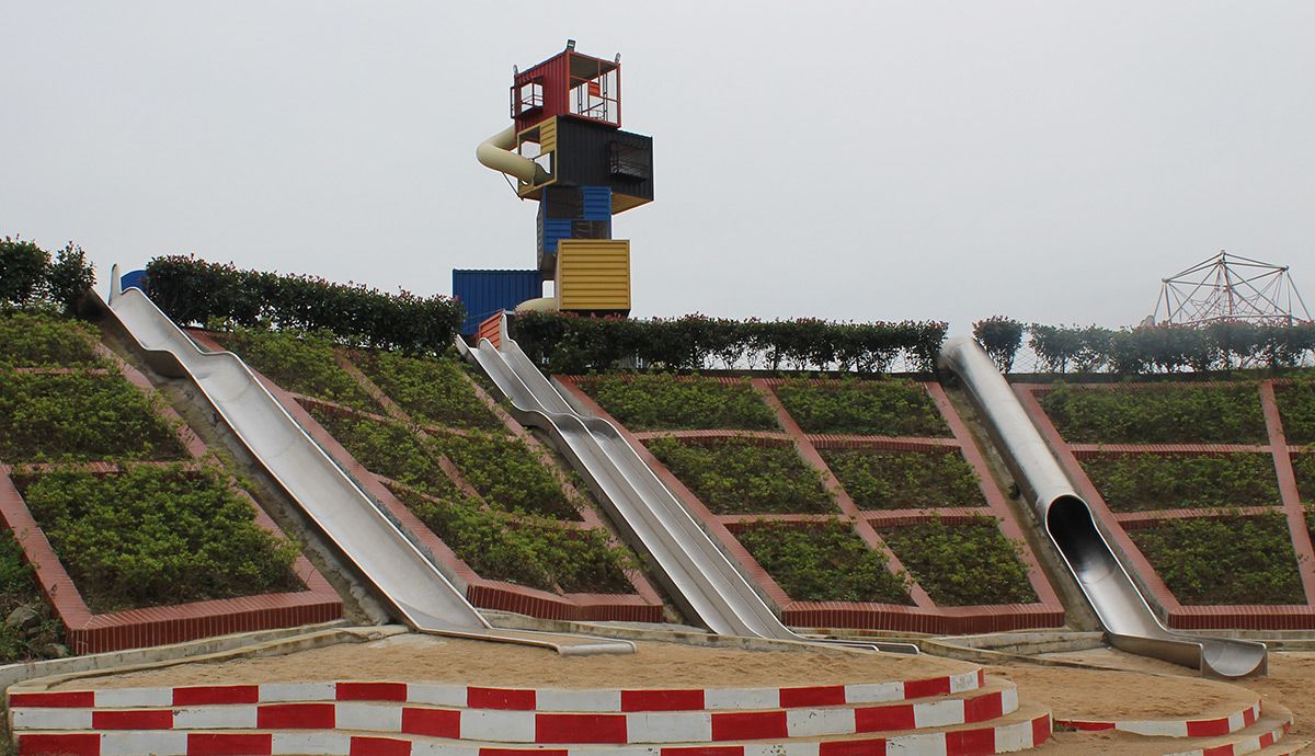 stainless steel slides (4) 不锈钢滑梯 (4)