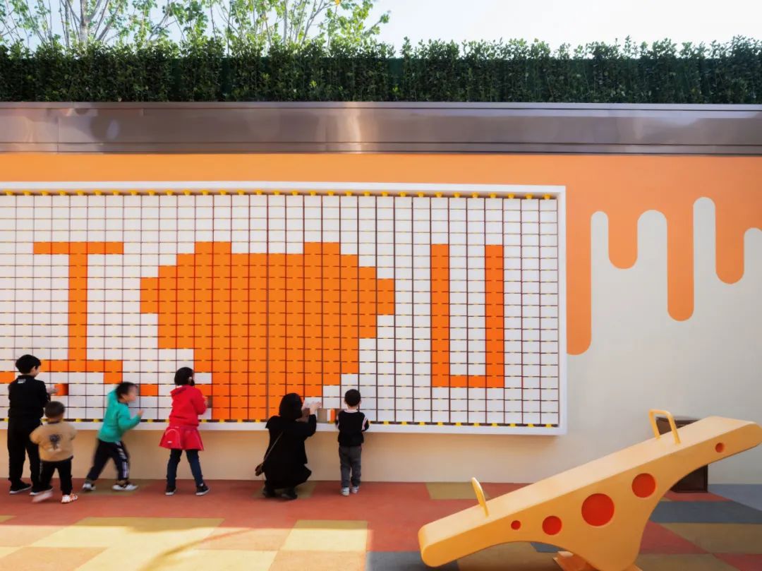 Whirly Wall (6) 旋风墙 (6)