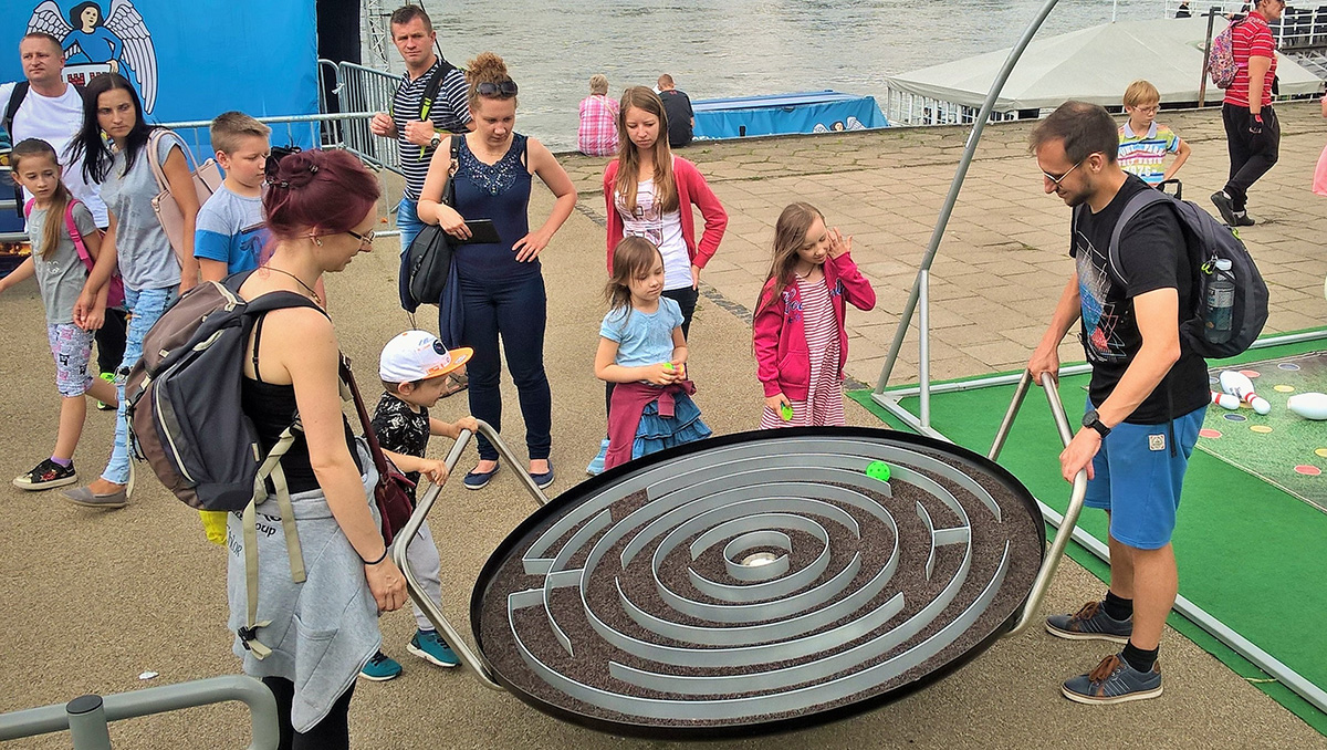 science playground equipment (4) 科学游乐设备 (4)