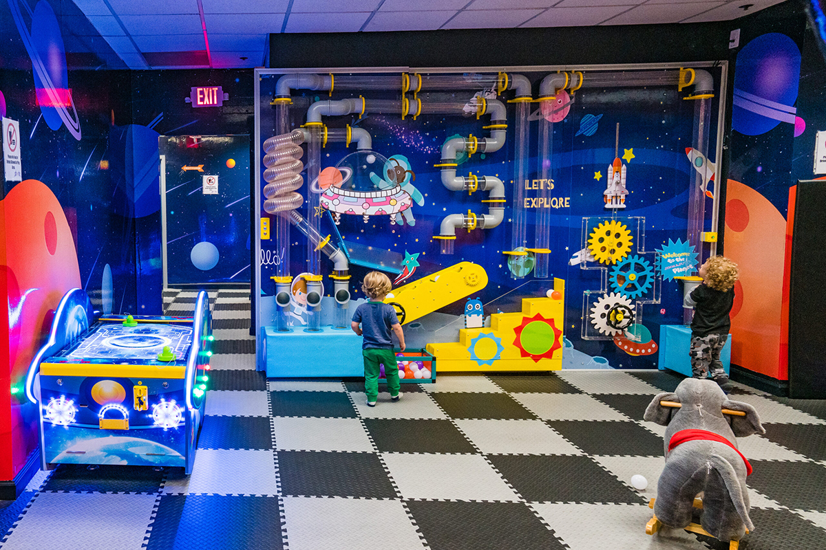 indoor play equipment (1) 室内游乐设施 (1)