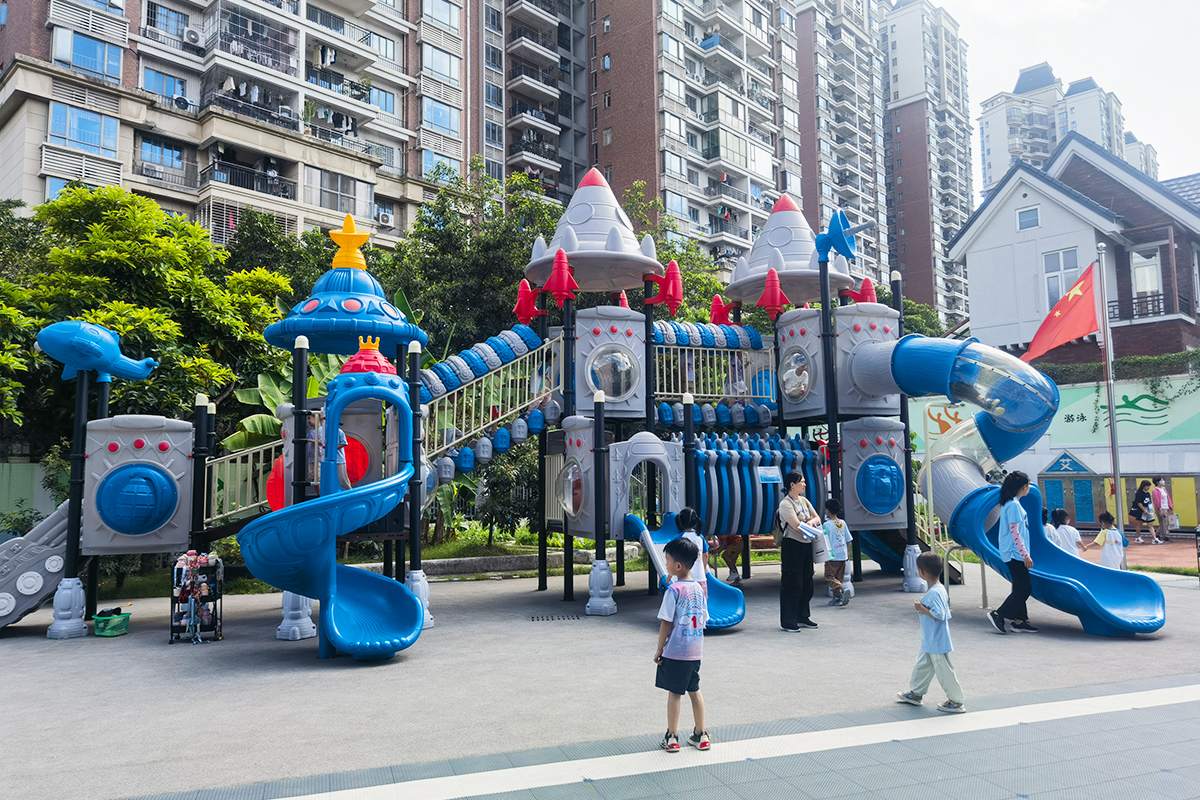 Space Play Slide Supplier 儿童空间游乐场 (1)