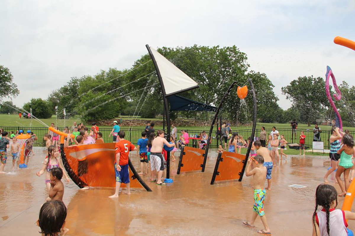china splash pad equipment (2) 中国防溅垫设备 (2)