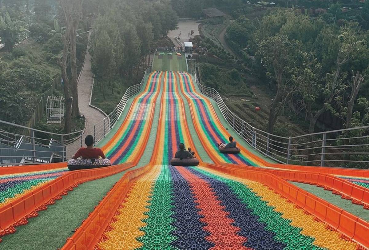 rainbow slide (4) 彩虹滑梯 (4)