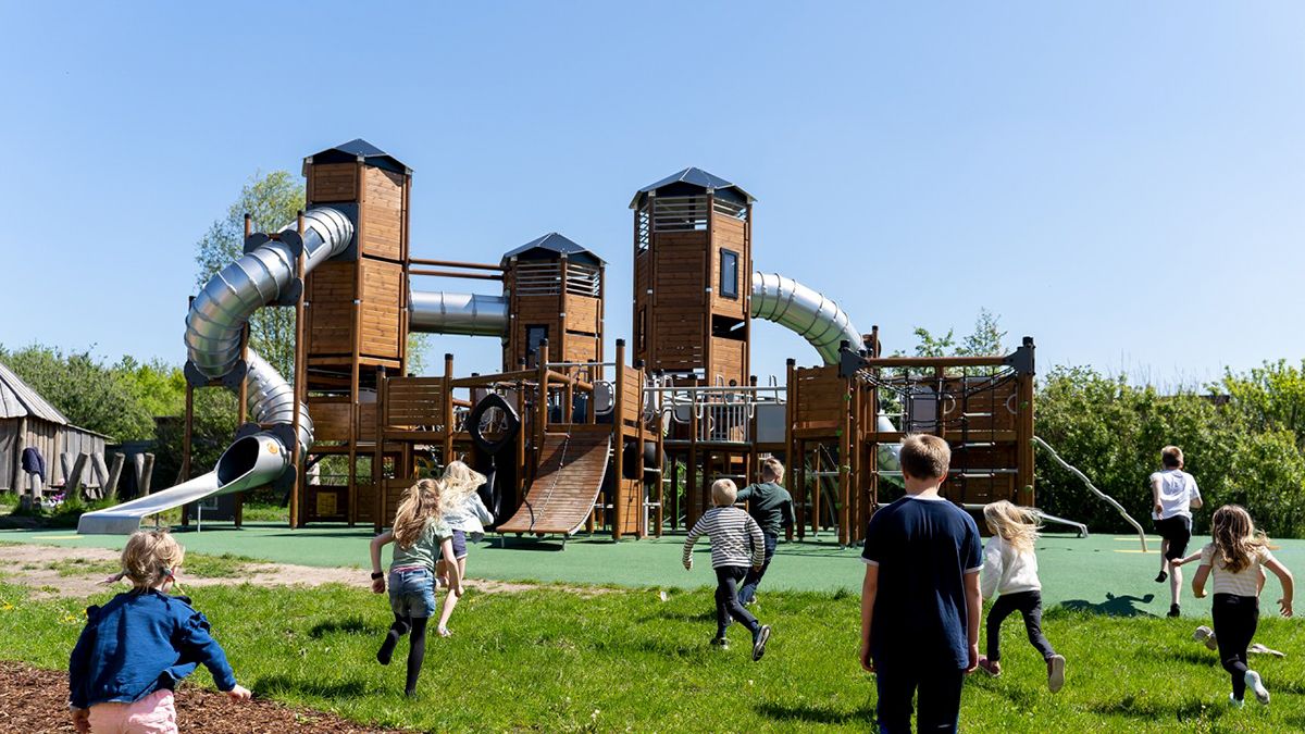amusement equipment (1) 游乐设备 (1)