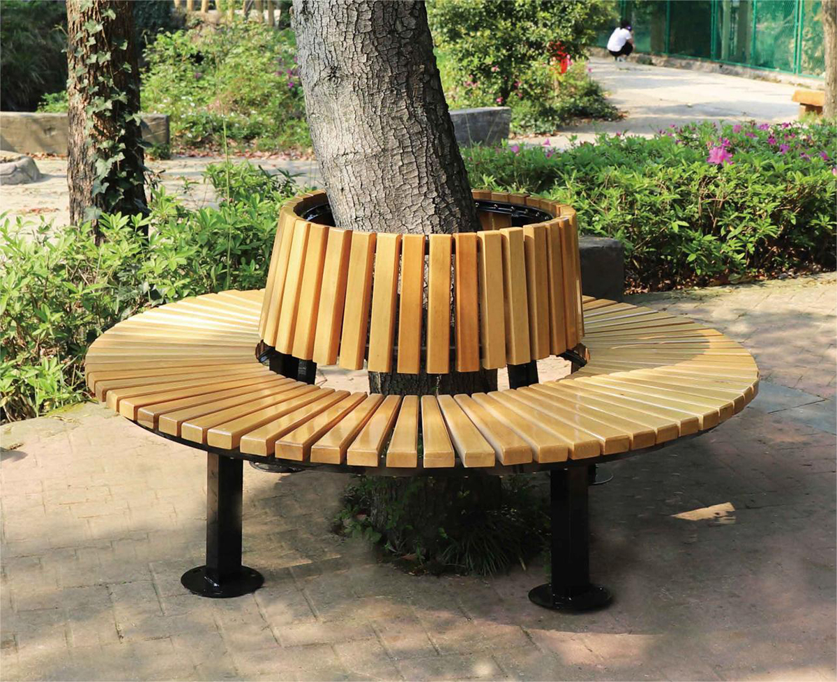round wooden tree benches (4) 圆形木树凳 (4)