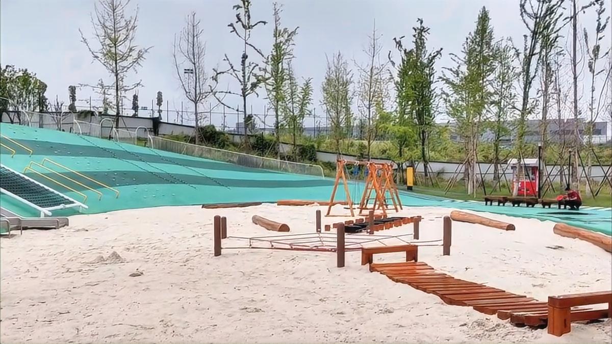 outdoor play equipment (5) 户外游乐设施 (5)