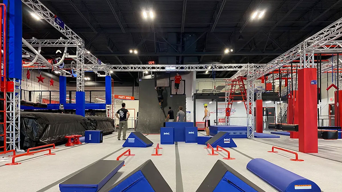 Indoor Ninja Warrior (1) 室内忍者武士 (1)