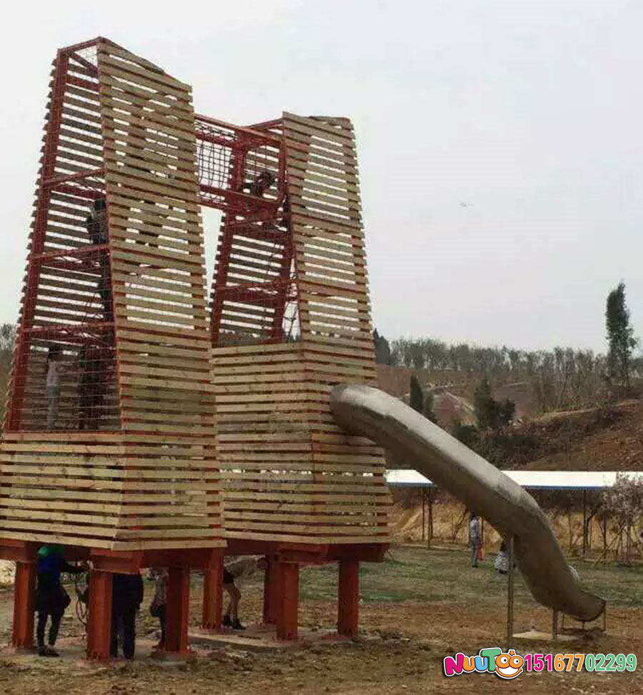 非标游乐+双子塔组合滑梯+儿童乐园设备+不锈钢滑梯案例 (1) 非标游+双塔组合滑梯+儿童乐园设备+不锈钢滑梯箱(1)