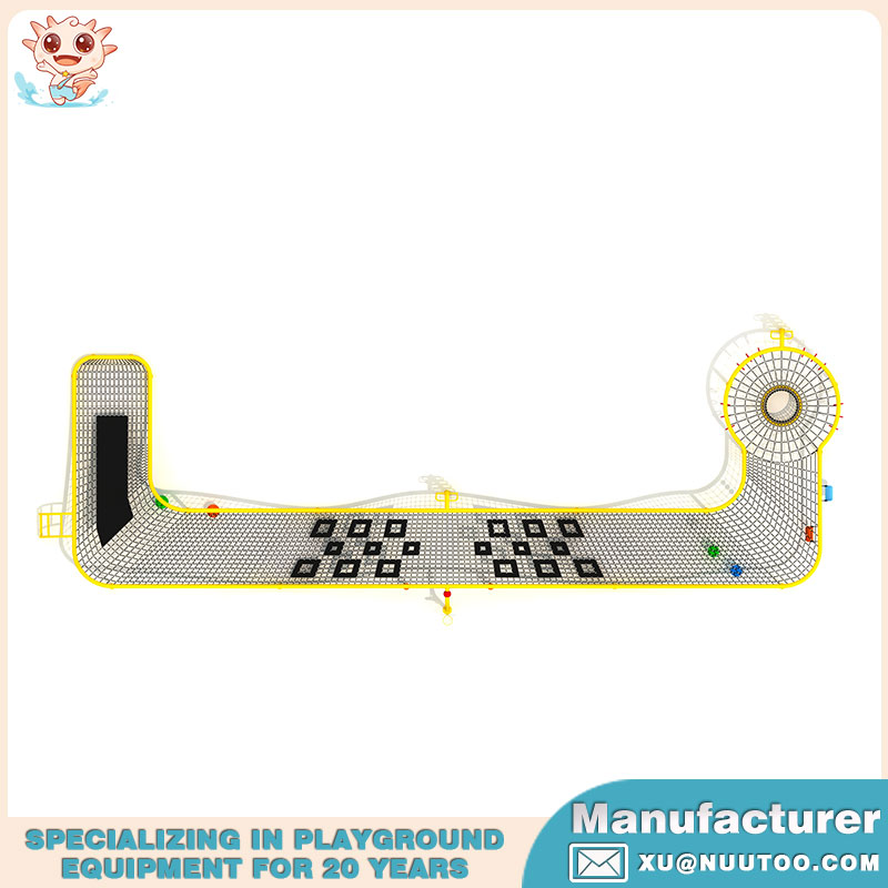 来自游乐设备制造商的游乐场攀登器