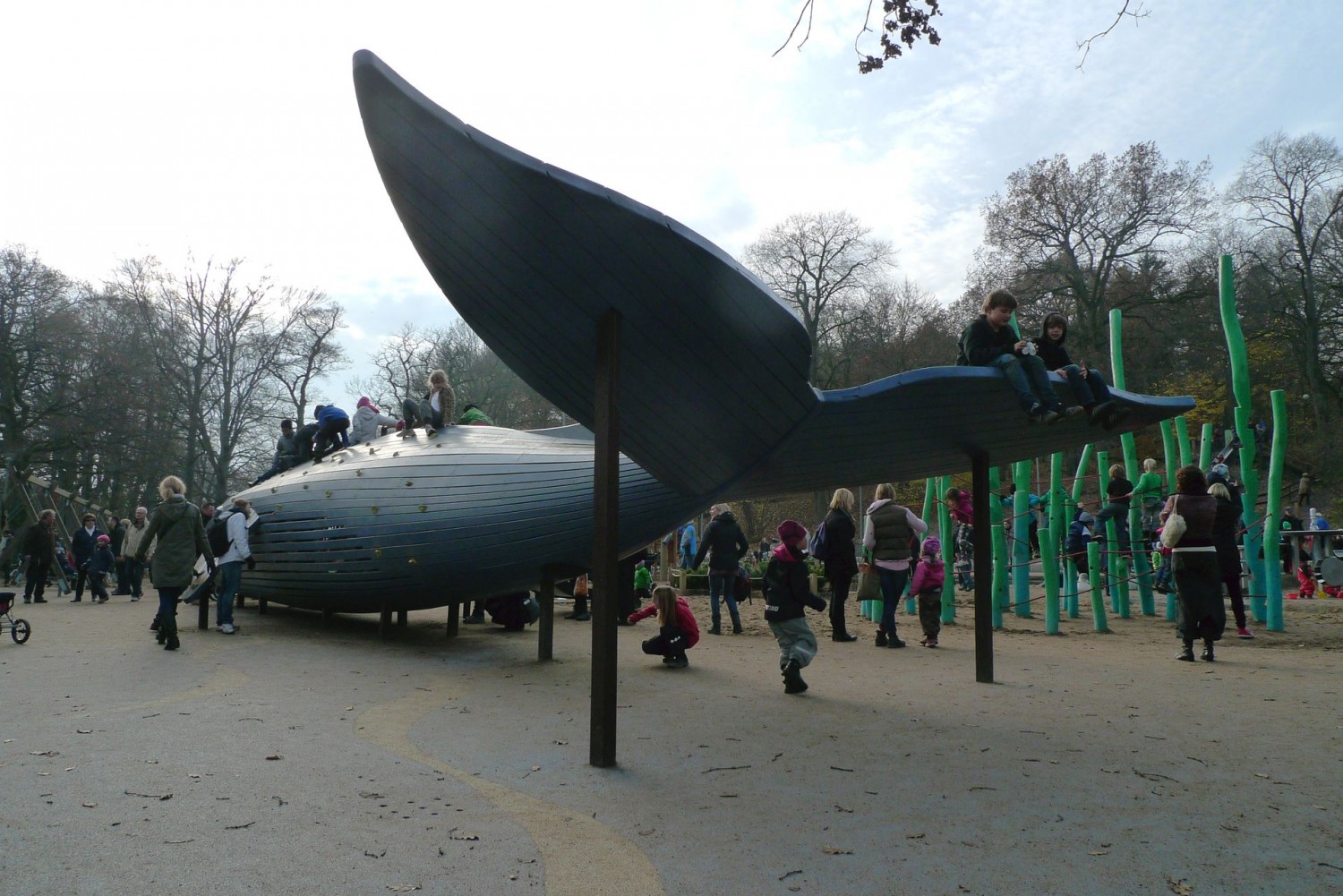 Monstrum_MONSTRUM-playground-bluewhale-1-1500x1001