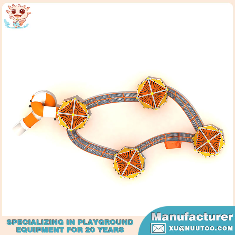 游乐场设备制造商向我们展示游乐场攀登器