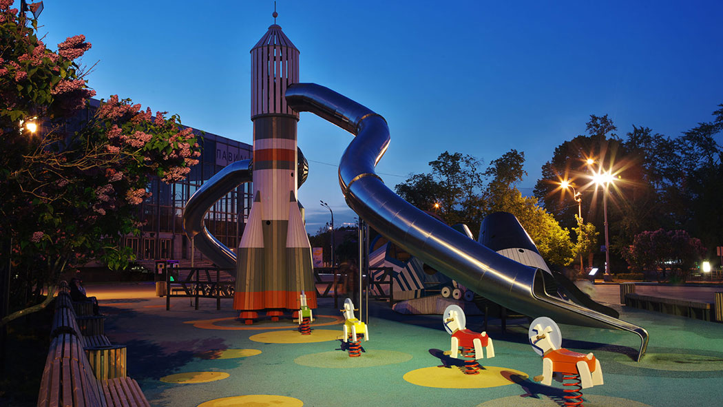 MONSTRUM-Playground-Cosmosnat1-1500x1000