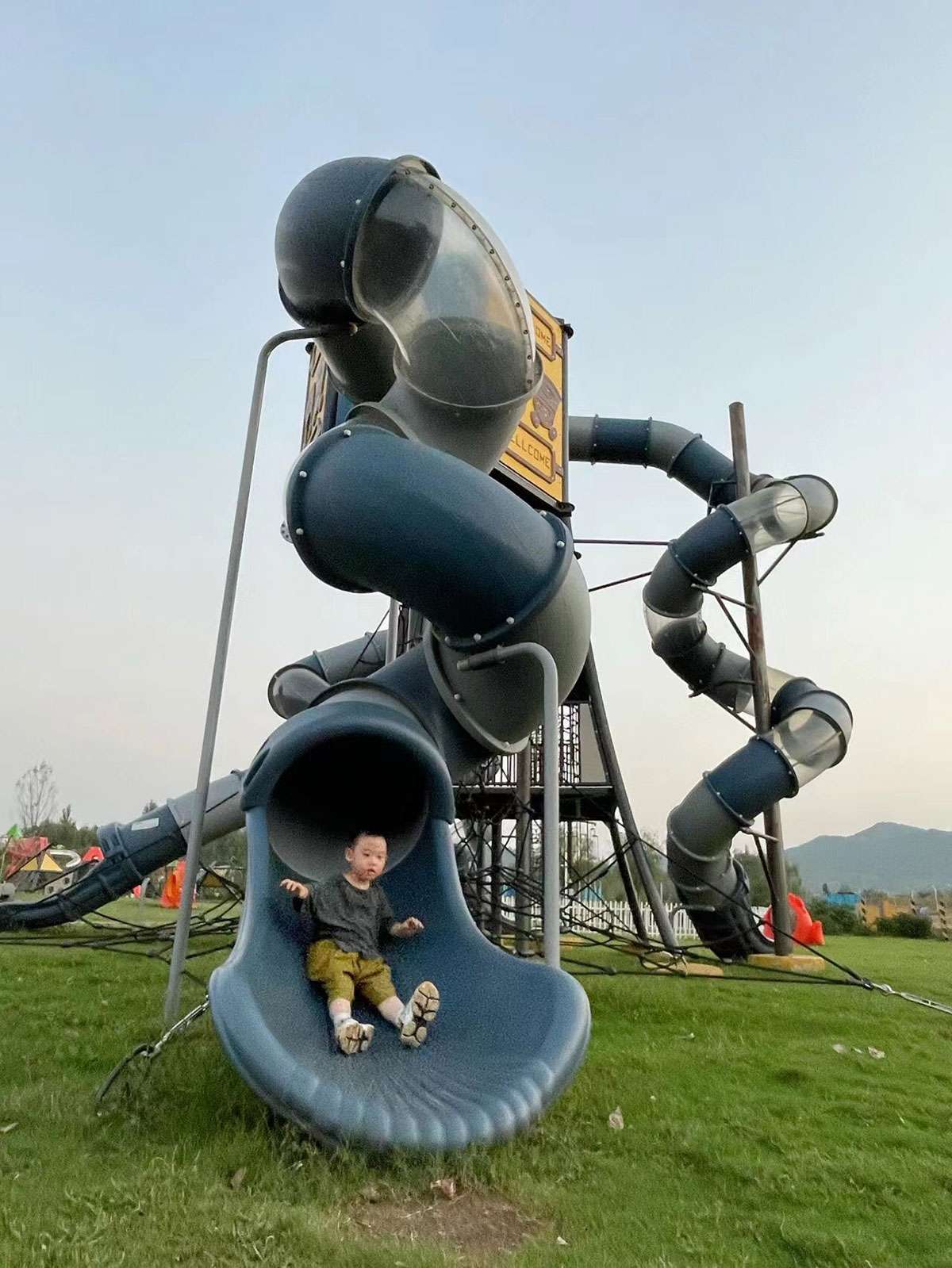 儿童塑料滑梯 (8)