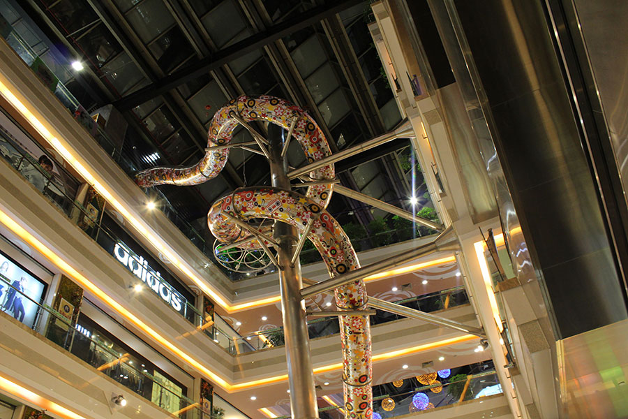 上海巴黎春天不锈钢滑梯案例 (2)