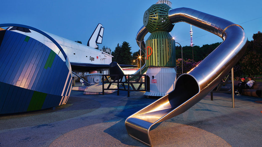 MONSTRUM-Playground-Cosmosnat7-1500x1000