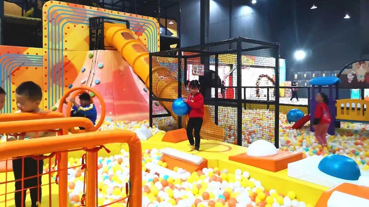室内蹦床公园设备 (6)