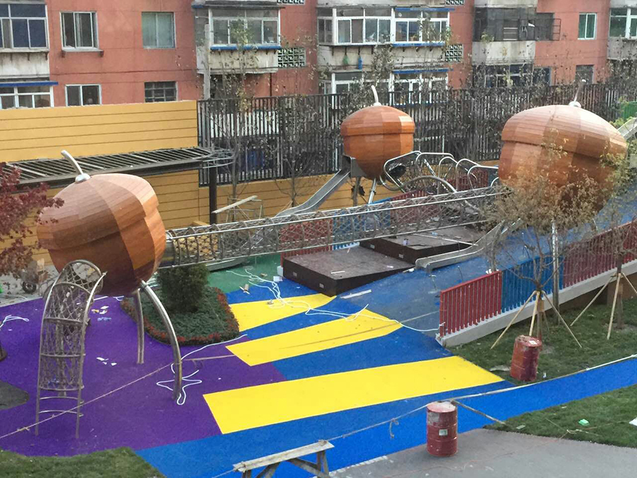 右沈阳旭辉松果滑梯 (16)