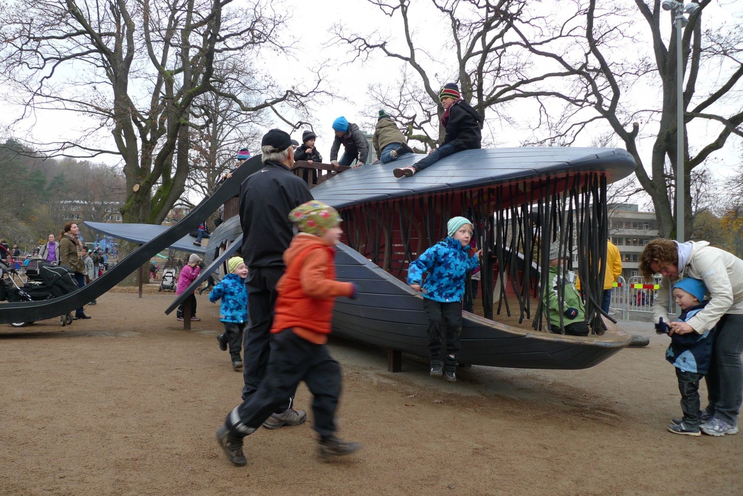 Monstrum_MONSTRUM-playground-bluewhale-5-1500x1001