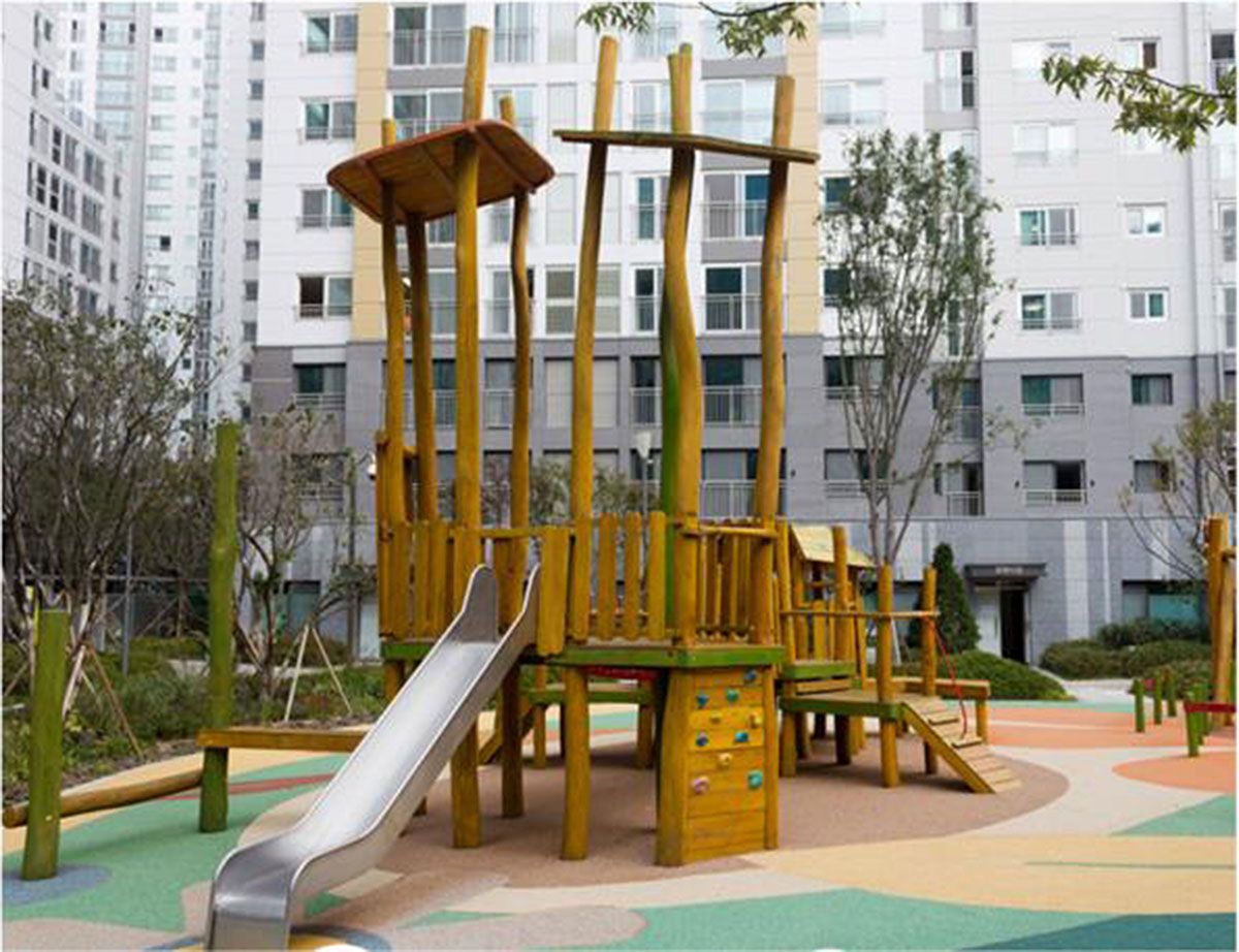 Wooden Playground Equipment (5) 木制游乐设施 (5)