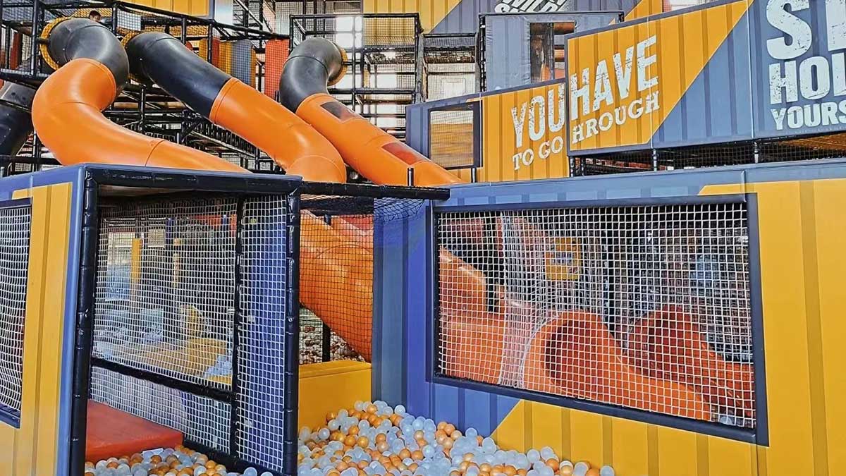 室内滑索和蹦床公园 (6)