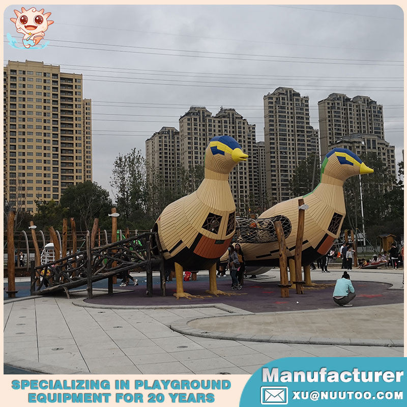定制游乐场制造商打造鸽子游乐场空间