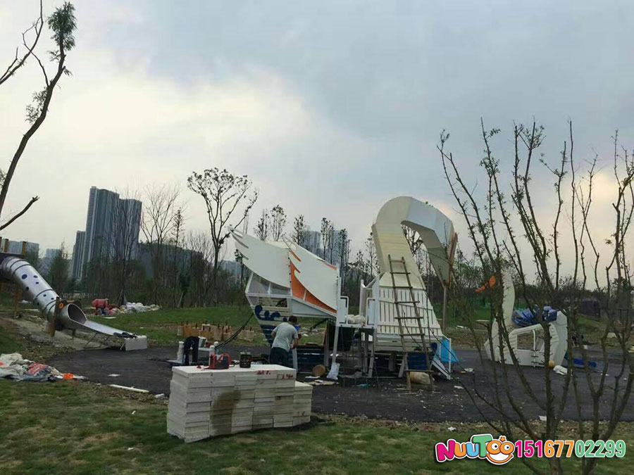 非标游乐+成都高投走廊及不锈钢大滑梯+天鹅组合滑梯 (7)