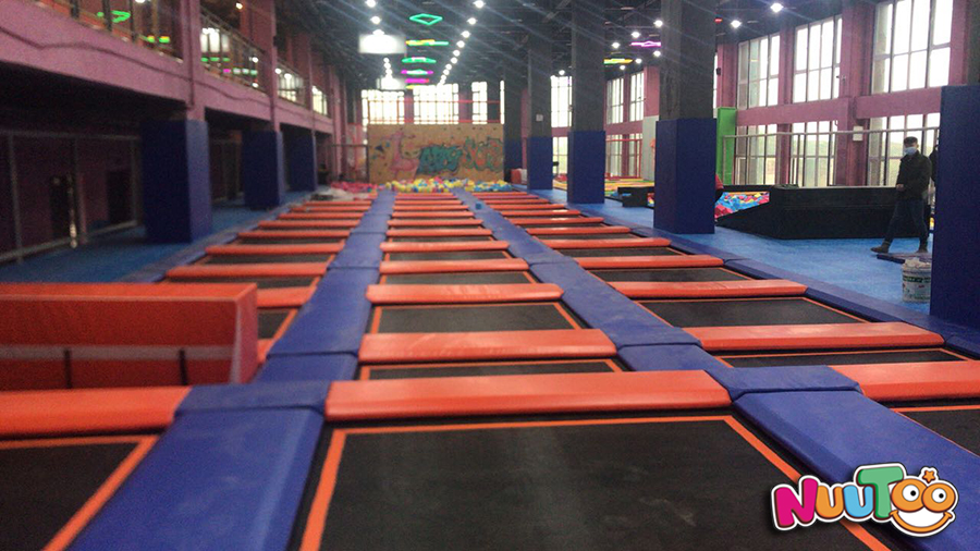 摇摆飞鱼+升降飞机+不锈钢滑梯