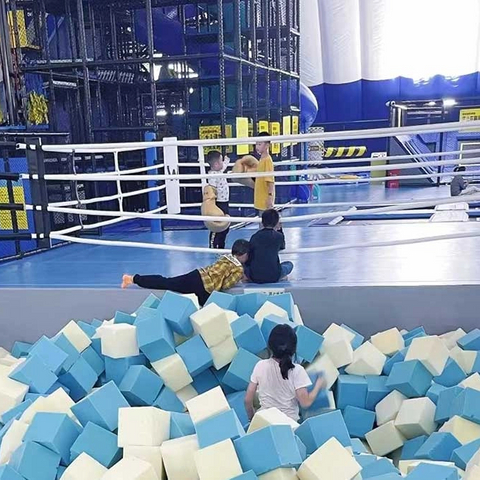 南京蓝海蹦床公园 