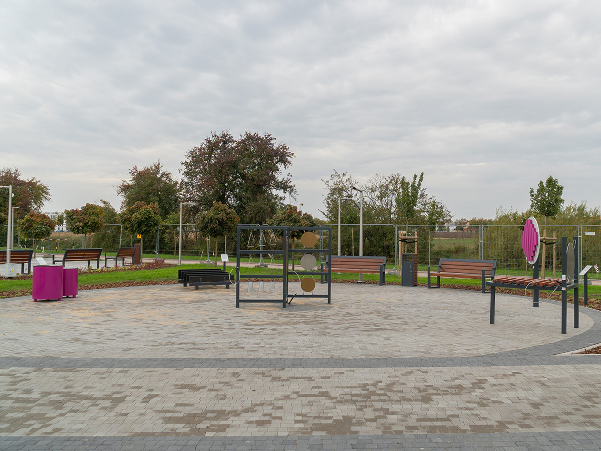 科普游乐设备厂 (2)