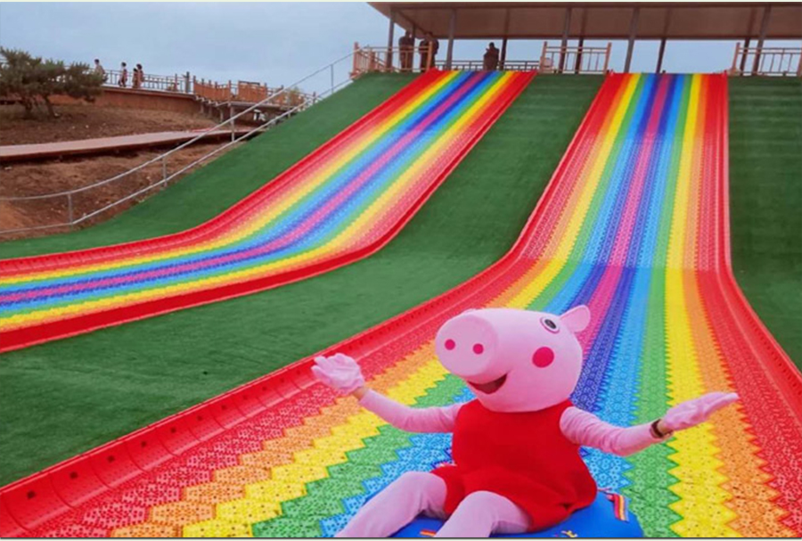 七彩滑道+旱雪滑梯+飞跃滑梯+七彩滑梯_07