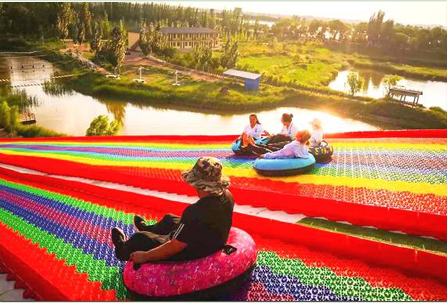 七彩滑道+旱雪滑梯+飞跃滑梯+七彩滑梯_06